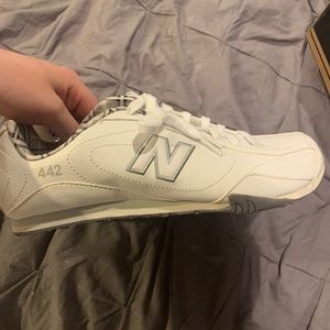 New balance white shoes